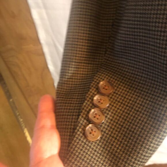 Lauren Ralph Lauren 100% Wool Fully Lined Brown Plaid Blazer. Size 50L - Picture 4 of 9